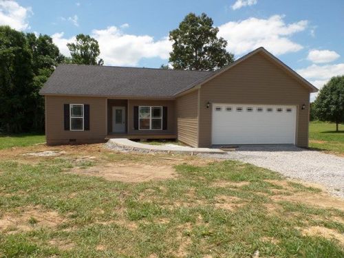 391 Autumn Hills Dr, Rickman, TN 38580-1980