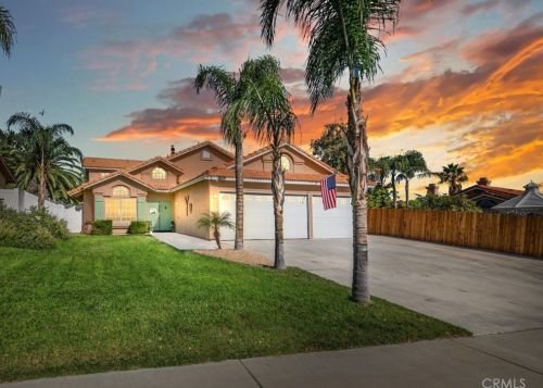 8517 Rosemary Dr, Riverside, CA 92508-2921