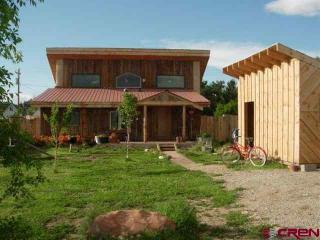 806 Riverside Ave, Mancos, CO 81328-8997