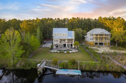 7539 Ladys Secret Ln, Awendaw SC  29429-4956 exterior