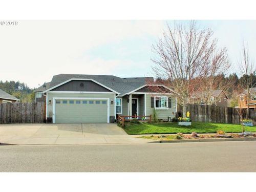 87794 8th St, Veneta, OR 97487-8786