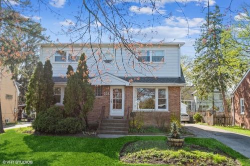 332 Harlem Ave, Glenview, IL 60025-5050
