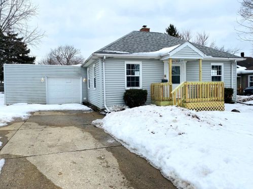 1530 Stratford Ct, Joliet, IL 60435-6720