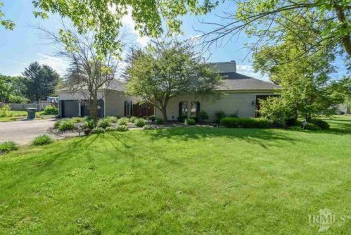 5500 Leslie Dr, Muncie, IN 47304-5939