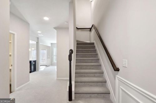 7021 Kingswood Run Dr, Atlanta GA  30340-1865 exterior