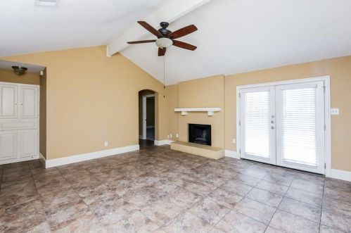 7304 Ridge Rd, Fort Worth TX  76133-7718 exterior