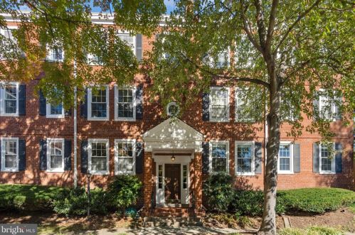 4715 31st St, Arlington, VA 22206-1636