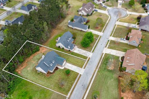 101 Crestwood Ct, Hampton, GA 30228-5562