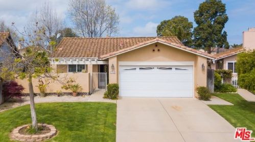 2461 Santa Rosa St, Santa Maria, CA 93455-1734