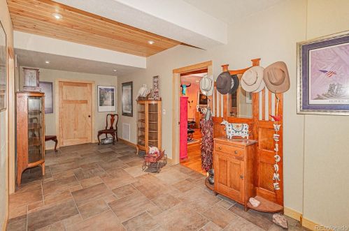 136 Arapahoe, Woodland Park CO 80863-8952 exterior