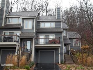 316 Territory Dr, Galena, IL 61036-8719