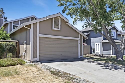 922 Sage Dr, Vacaville, CA 95687-7391