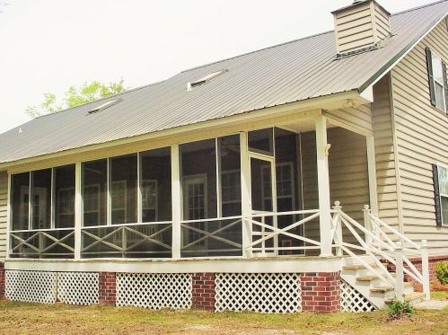 106 Lily Pad Ln, Bonneau, SC 29431-8611