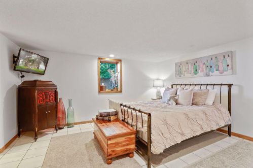 103 Greenwood St, Saint Paul MN  55115-1627 exterior