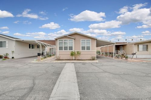 167 Sir Gawaine Dr, Riverside, CA 92507-6934