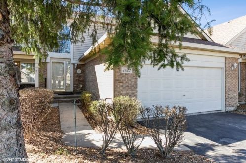 7827 Belle Rive Ct, Tinley Park, IL 60477-4582