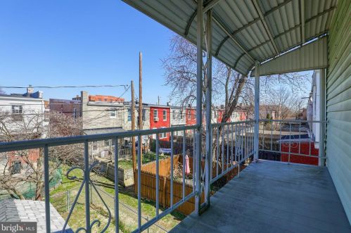 325 Ross St, Lancaster PA  17602-1941 exterior