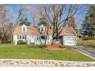 25 Sunset Ave, Derry, NH 03038-4242