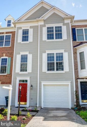 2410 Terra Cotta Cir, Herndon, VA 20171-4692