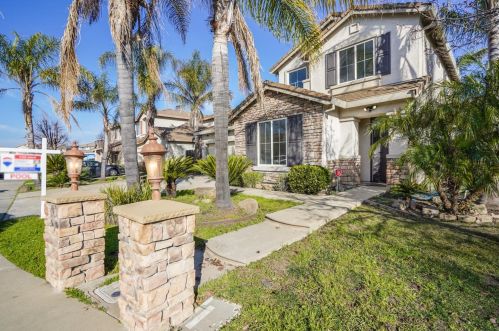 160 Cicero Cir, Elk Grove, CA 95758-7256