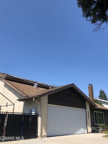 2421 Medina Ave, Simi Valley, CA 93063-2651