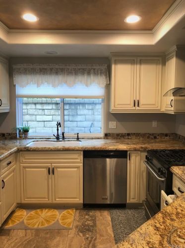 806 Gutmann Ln, Placentia, CA 92870-4253