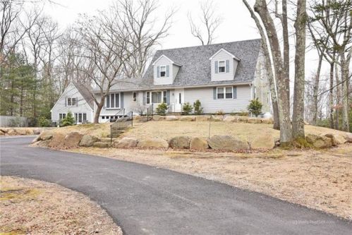 45 Carrs Pond Rd, West Greenwich, RI 02817-2548
