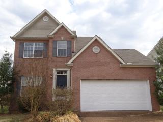 5004 Timber Trail Dr, Mount Juliet, TN 37122-6343