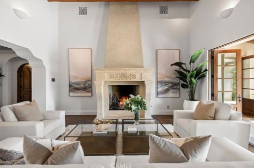 22 Black Falcon, Irvine CA  92603-0420 exterior