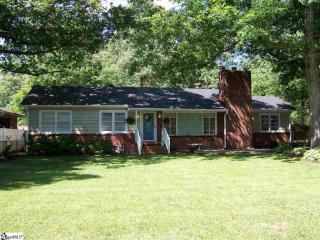 13 Bidwell St, Taylors, SC 29687-3270