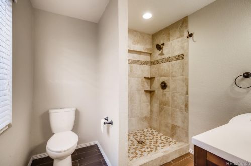 16171 Phillips Dr, Englewood CO 80112-4603 exterior