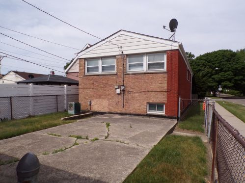 11433 Ada St, Chicago, IL 60643-4448