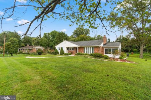 17609 Tree Lawn Dr, Ashton, MD 20861-3339