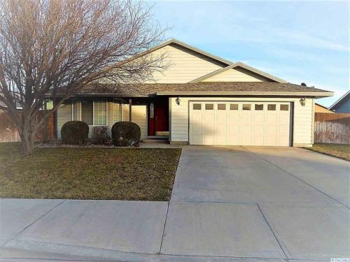 5403 Valdez Ln, Pasco, WA 99301-7881