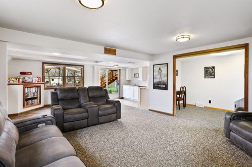1444 Balsam St, Saint Paul MN  55122-1855 exterior
