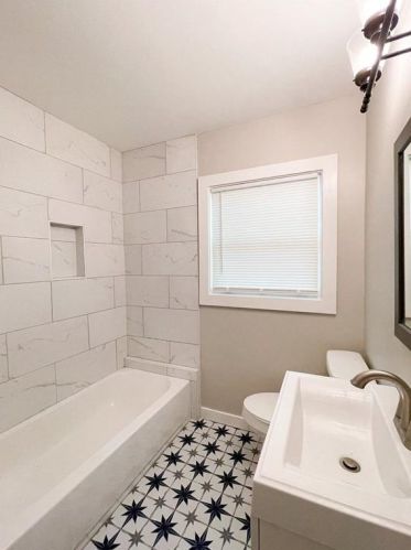 656 Charlotte Pl, Atlanta GA  30318-6375 exterior