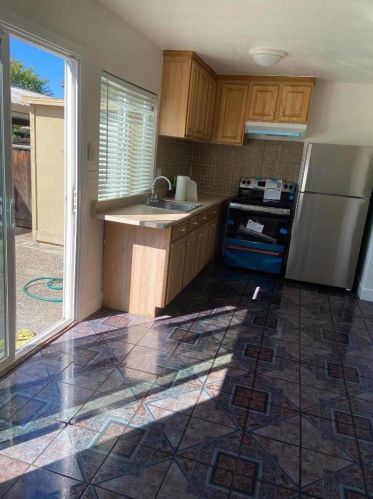 1518 Tosca Ct, San Jose, CA 95121-2049