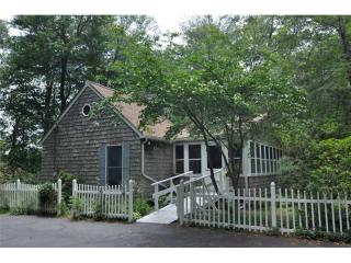 789 Durfee Hill Rd, Glocester, RI 02814-1858
