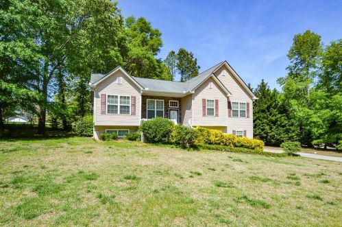 108 Lazarus Dr, Hiram, GA 30141-4959