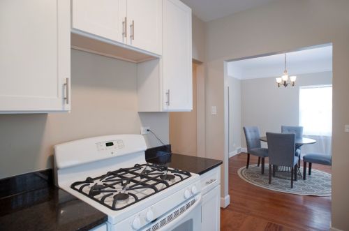 7049 Pkwy, Forest View IL  60402-2554 exterior