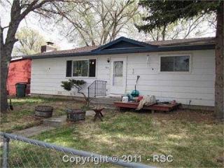 407 Crest St, Fountain, CO 80817-2010