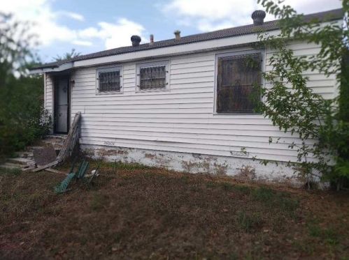 5703 Arlington Park Dr, Dallas TX  75235-6203 exterior