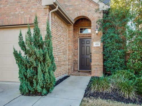 416 Perkins Dr, Argyle TX  76226-5570 exterior