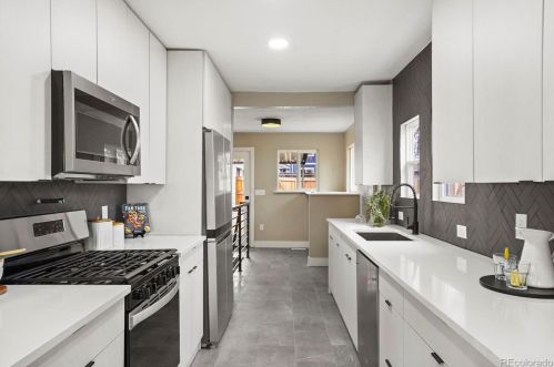 3150 Logan St, Englewood CO  80113-2624 exterior