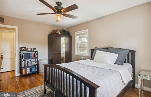 10130 Brookmoor Dr, Silver Spring MD 20901-2712 exterior