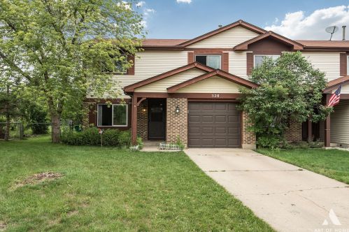528 Surf Ct, Wheeling, IL 60090-5142