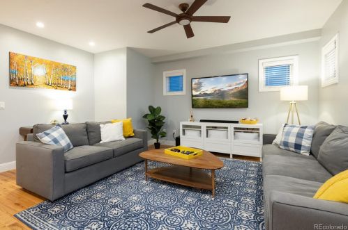 651 Dexter St, Denver CO  80220-5037 exterior