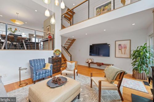 2050 Lombard St, Philadelphia PA  19146-1315 exterior