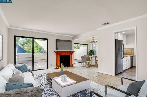 72 Mozden Ln, Concord CA  94523-3369 exterior