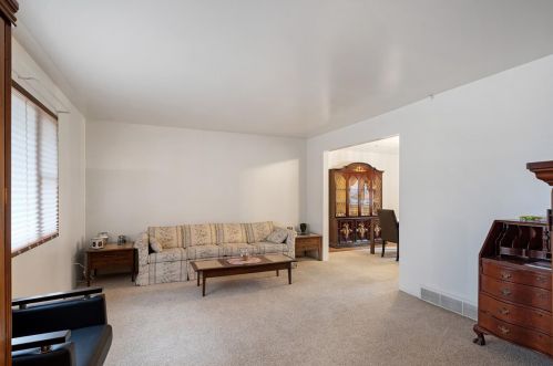 3411 February Dr, Cincinnati OH 45239-5439 exterior